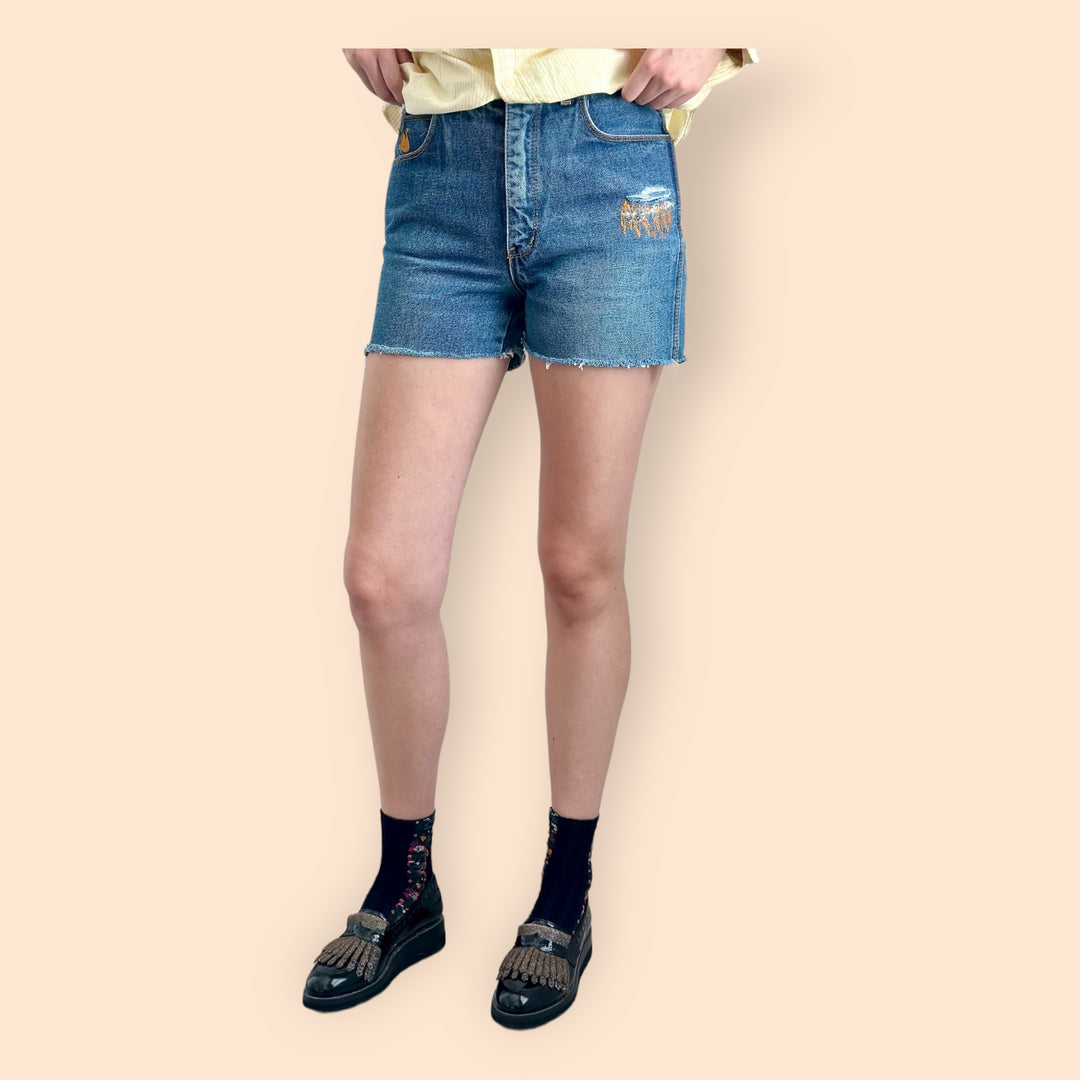 Vintage Gloria Vanderbilt Distressed Denim Shorts with Patch