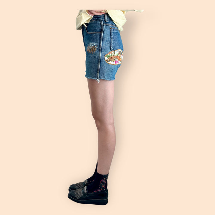 Vintage Gloria Vanderbilt Distressed Denim Shorts with Patch